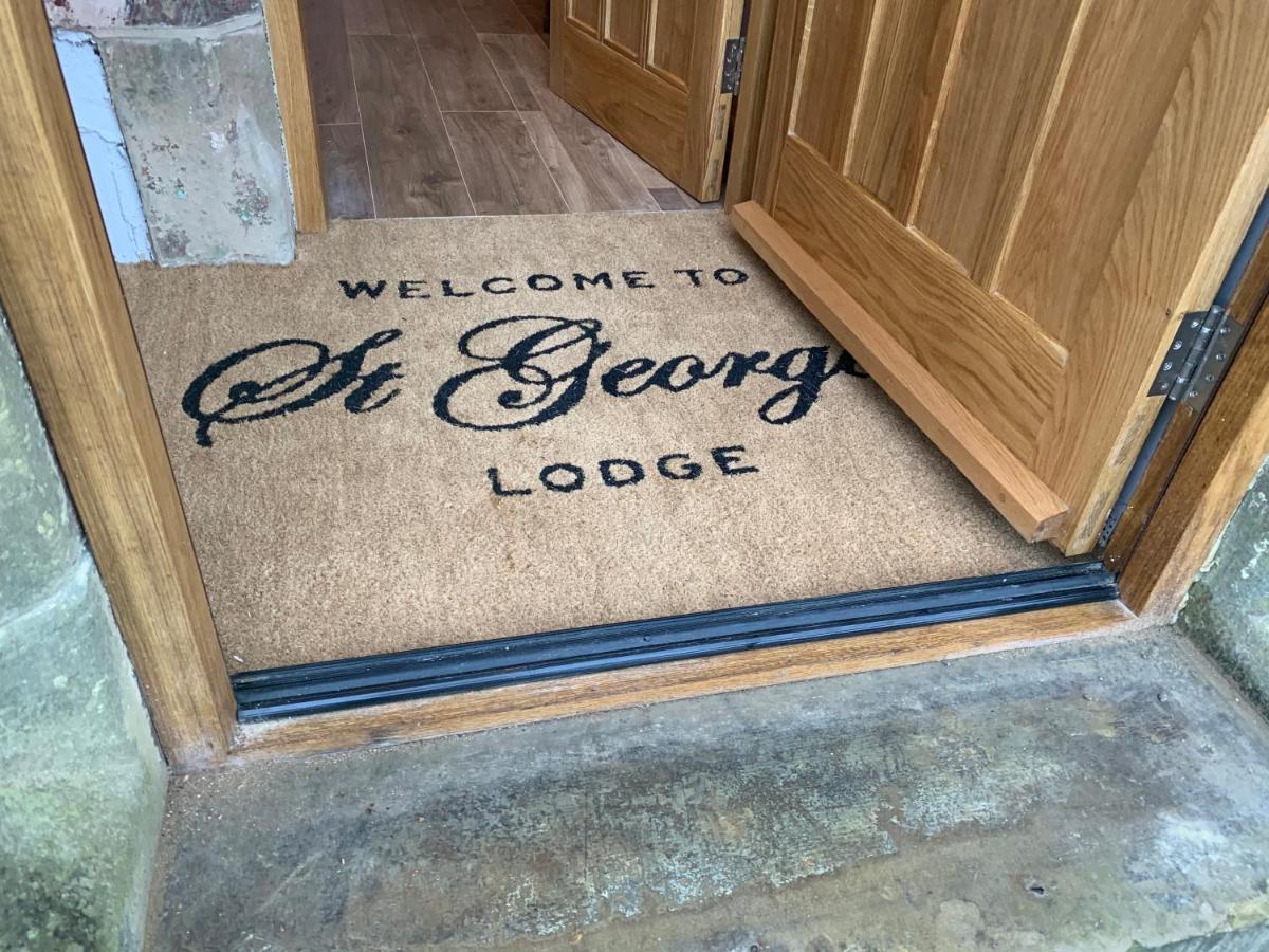 St George'S Lodge Halifax Extérieur photo